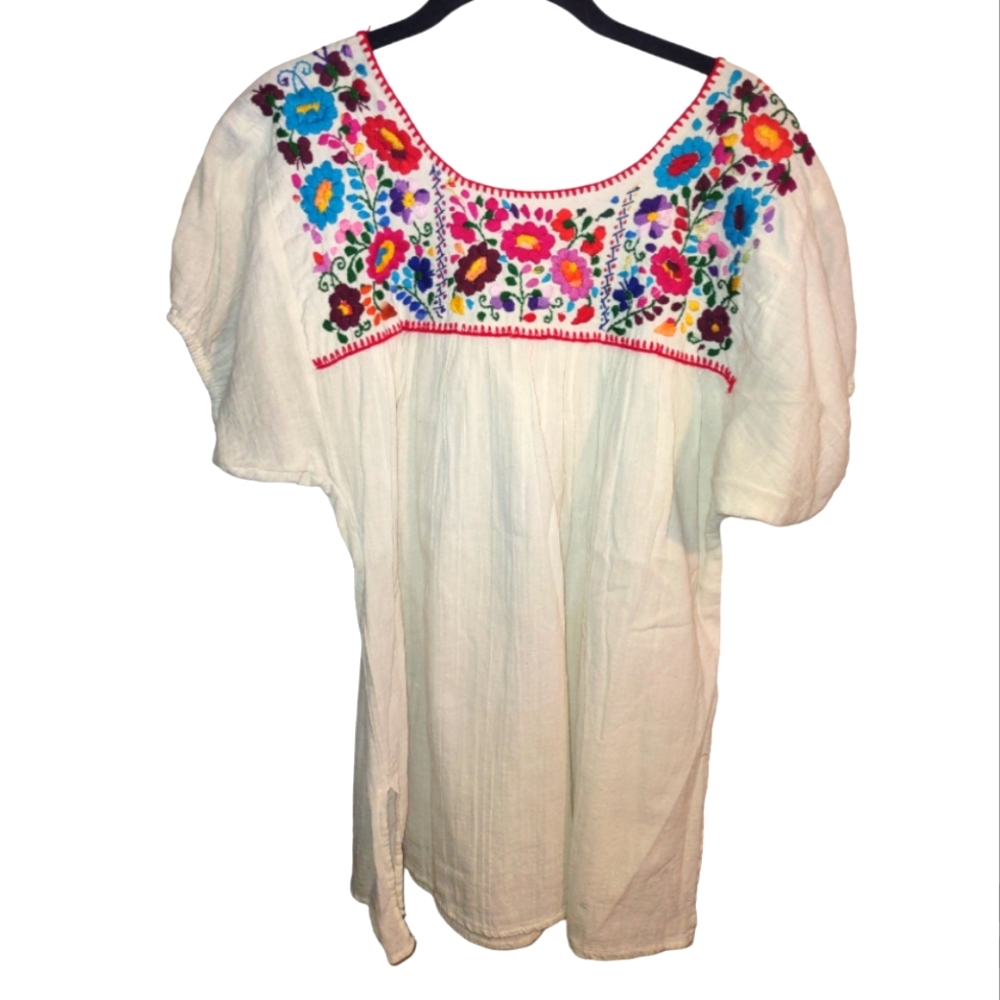 Vintage Floral Embroidered Peasant Top